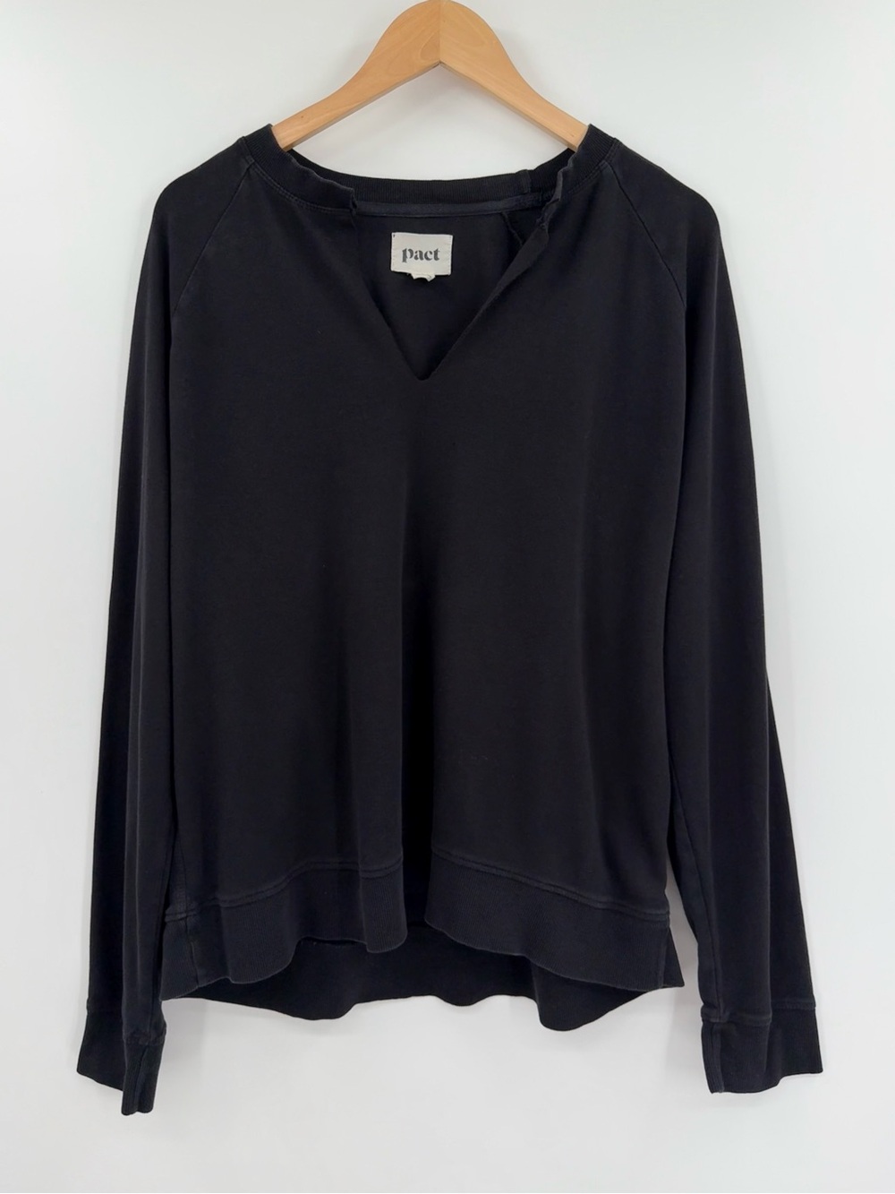 Pact Organic Cotton Split Neck Sweatshirt | Black | Large